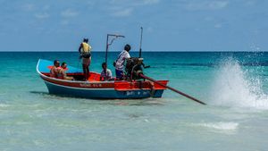 Full Moon Party, arrivals